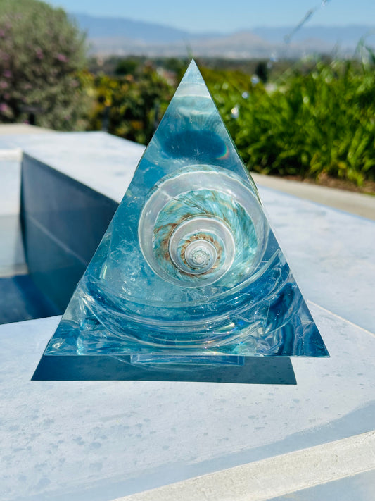 Turquoise Pearlescent Shell Pyramid